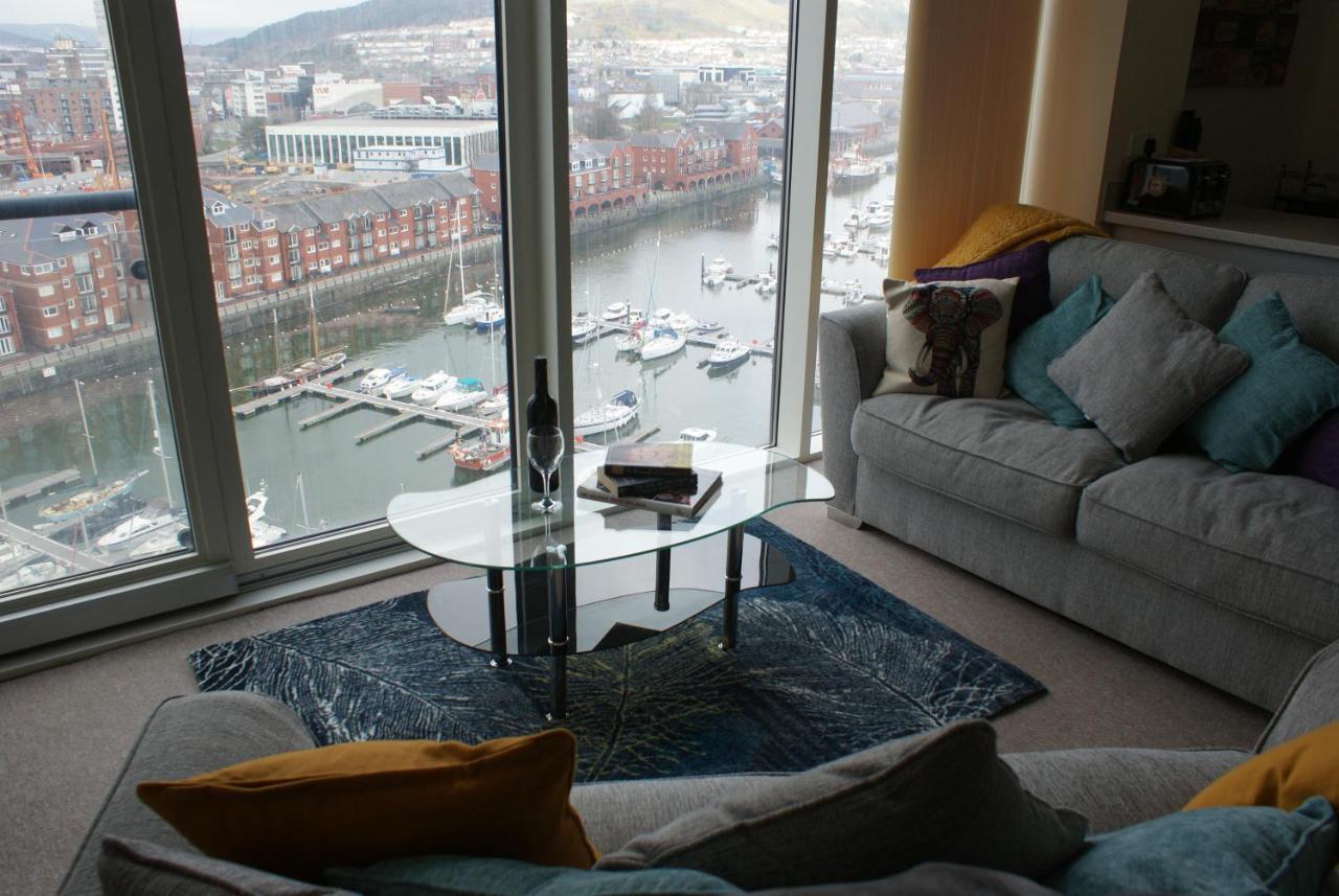Coastal City Rooms - Waterfront Суонси Экстерьер фото
