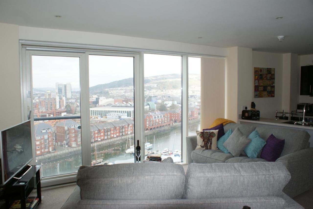 Coastal City Rooms - Waterfront Суонси Экстерьер фото